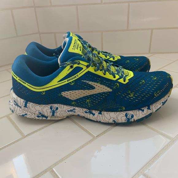 brooks running womens 2018